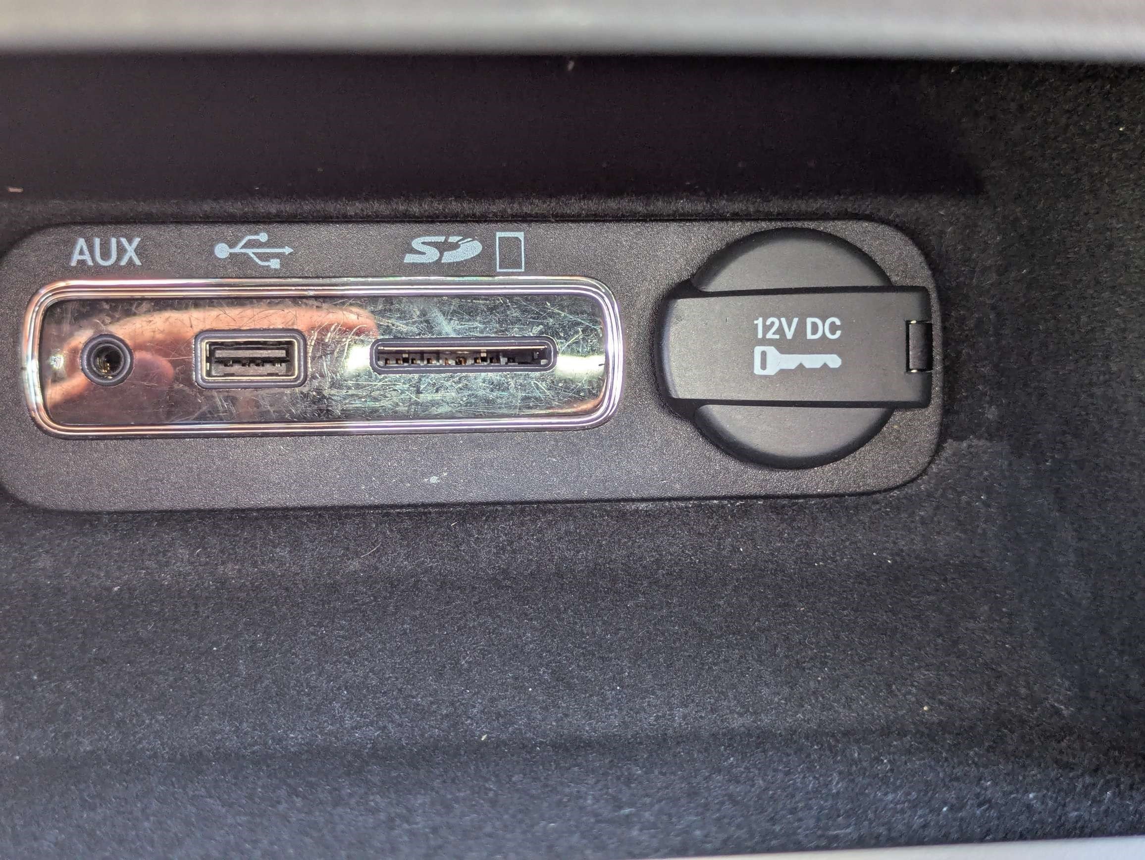 Used 2014 Jeep Grand Cherokee Summit AWD/4WD image 29