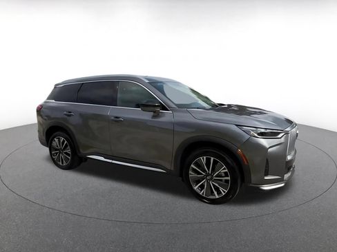Used 2026 INFINITI QX60 Luxe FWD image 2