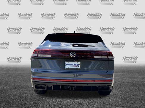 Used 2026 Volkswagen Atlas Cross Sport SEL R-Line AWD/4WD image 9