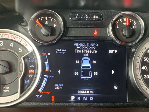 Used 2018 RAM 2500 Laramie AWD/4WD image 24