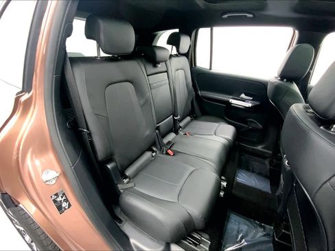 Certified 2023 Mercedes-Benz GLB 250 image 13
