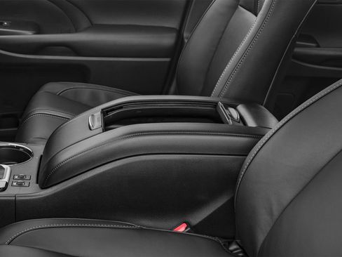 Used 2017 Toyota Highlander SE image 10