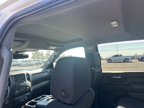 Used 2024 Chevrolet Silverado 3500 W/T image 30