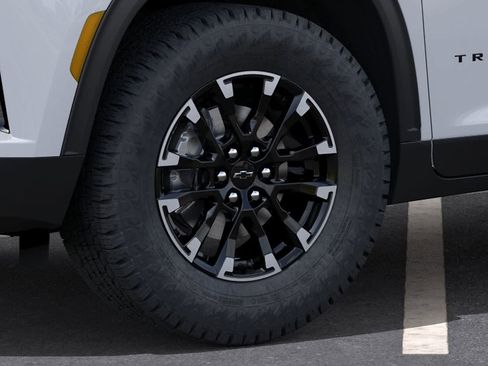 New 2026 Chevrolet Traverse Z71 AWD/4WD image 9