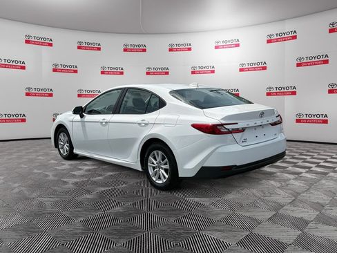 Used 2025 Toyota Camry LE w/ Convenience Package AWD/4WD image 7