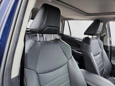 Used 2024 Toyota RAV4 XLE Premium image 20