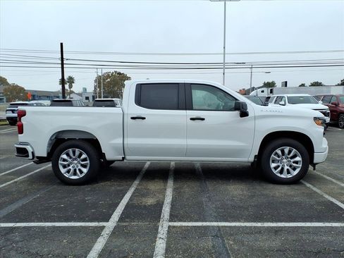 New 2026 Chevrolet Silverado 1500 Custom image 4