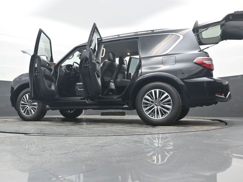 Used 2022 Nissan Armada SL image 41
