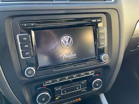 Used 2012 Volkswagen Jetta GLI Autobahn image 54