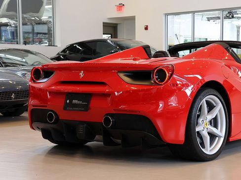 Certified 2018 Ferrari 488 Spider RWD image 43