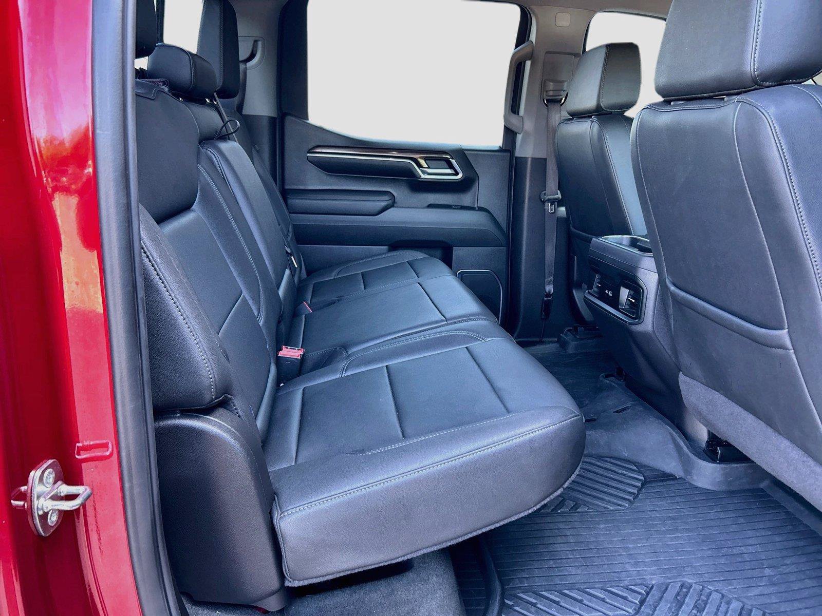 Used 2024 Chevrolet Silverado 1500 LT Trail Boss w/ Convenience Package II AWD/4WD image 21