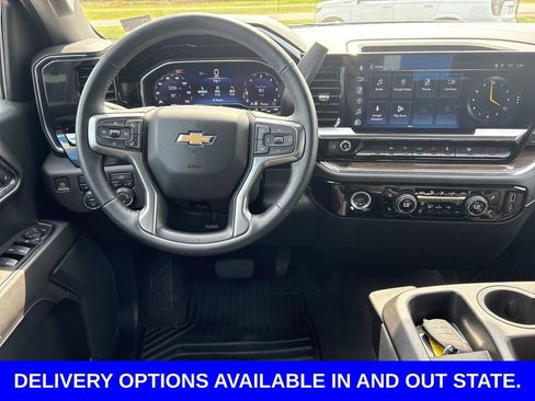 Certified 2024 Chevrolet Silverado 1500 LT AWD/4WD image 11