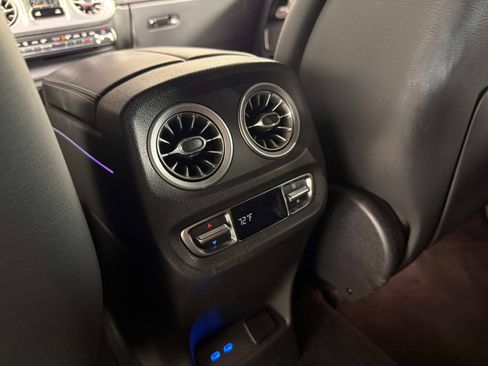 Used 2025 Mercedes-Benz G 550 image 35