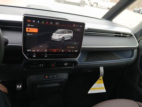 New 2025 Volkswagen ID. Buzz Pro S RWD image 17