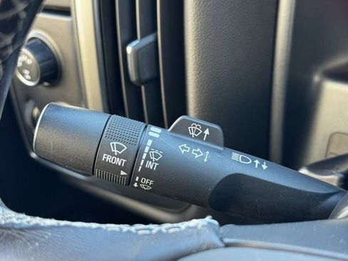 Used 2018 Chevrolet Silverado 1500 LT w/ All Star Edition image 25