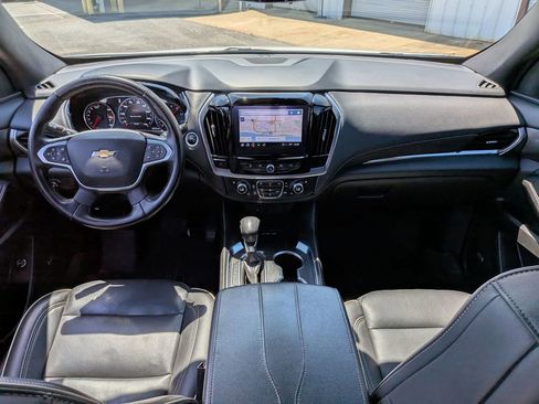 Used 2022 Chevrolet Traverse Premier AWD/4WD image 28