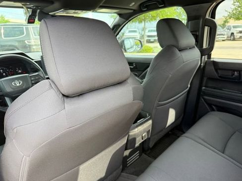 Used 2024 Toyota Tacoma SR AWD/4WD image 28