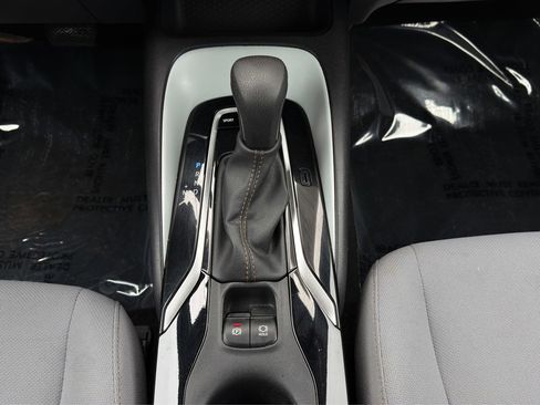 Used 2022 Toyota Corolla SE FWD image 18
