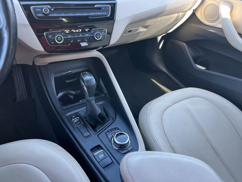 Used 2018 BMW X1 sDrive28i w/ Convenience Package image 9