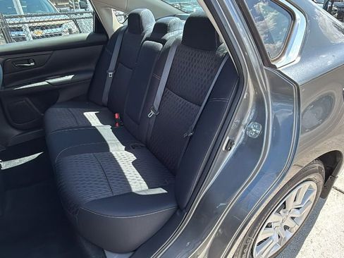 Used 2017 Nissan Altima 2.5 S w/ Power Driver Seat Package FWD image 25