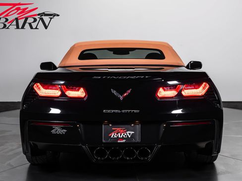 Used 2014 Chevrolet Corvette Stingray Convertible w/ 2LT Preferred Equipment Group RWD image 12