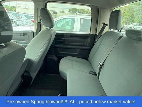 Used 2018 RAM 3500 Tradesman w/ Chrome Appearance Group AWD/4WD image 18