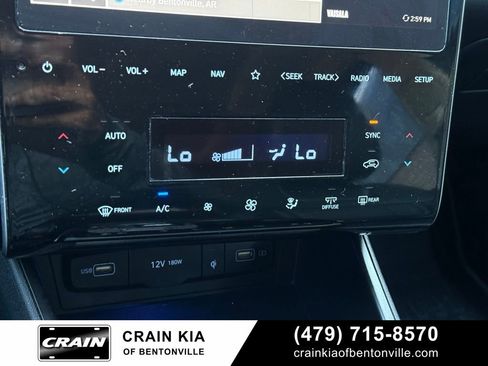 Used 2023 Hyundai Tucson Limited image 17