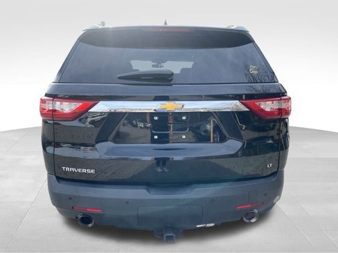 Used 2020 Chevrolet Traverse LT image 14