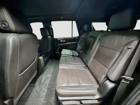 Used 2023 Chevrolet Tahoe High Country w/ LPO, Illumination Package AWD/4WD image 29