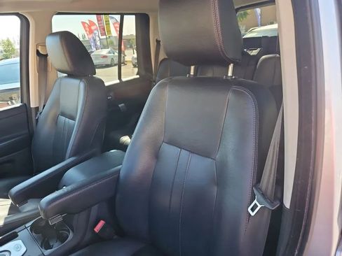 Used 2016 Land Rover LR4 HSE Silver Edition image 36