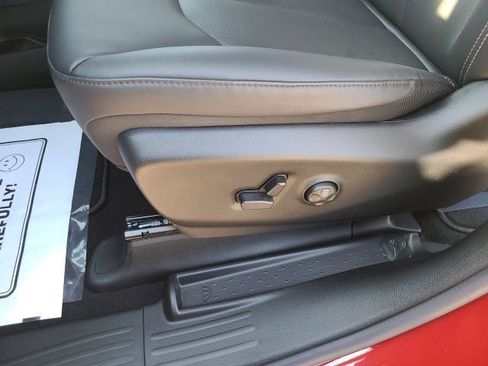 New 2026 Chrysler Pacifica Select image 16