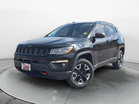 Used 2018 Jeep Compass Trailhawk w/ Cold Weather Group AWD/4WD image 5