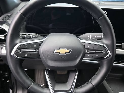 Used 2026 Chevrolet Equinox LT FWD image 14
