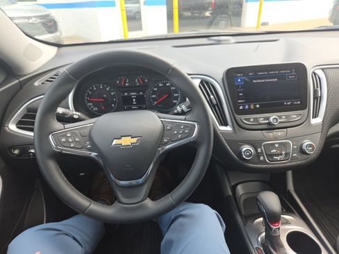 Used 2023 Chevrolet Malibu RS w/ LPO, Floor Liner Package FWD image 20