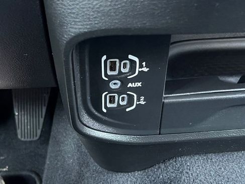 Used 2024 RAM 3500 Big Horn image 38