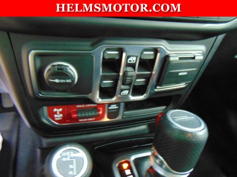 Used 2021 Jeep Gladiator Mojave AWD/4WD image 29