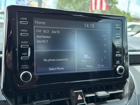 Used 2020 Toyota Corolla LE FWD image 35
