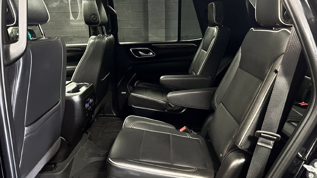 Used 2024 Chevrolet Tahoe Premier AWD/4WD image 21