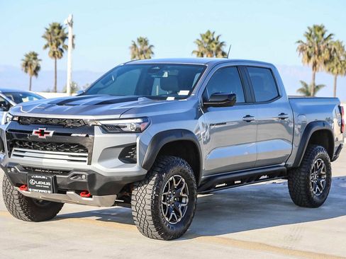 Used 2024 Chevrolet Colorado ZR2 image 3