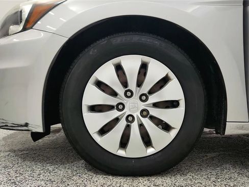 Used 2012 Honda Accord LX image 13