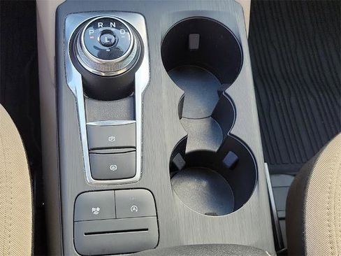 Certified 2022 Ford Escape SE w/ SE Sport Appearance Package image 29