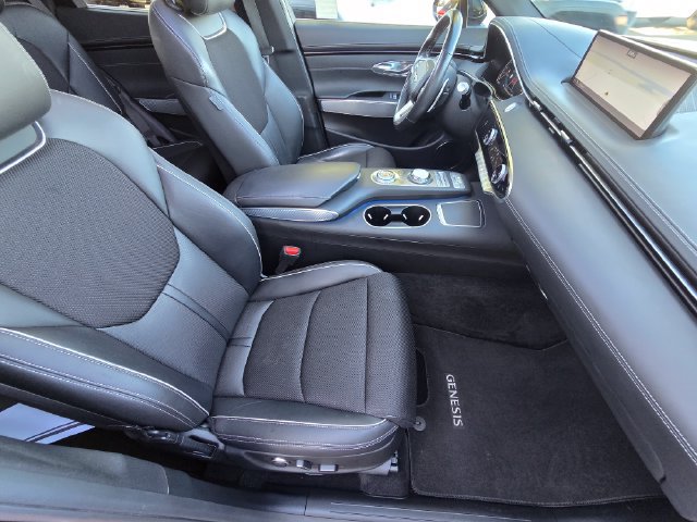 Used 2023 Genesis GV70 2.5T w/ Sport Prestige Package AWD/4WD image 24