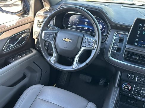 Used 2024 Chevrolet Tahoe LT RWD image 17