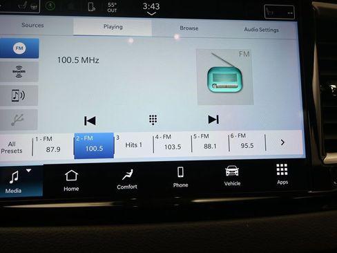 Used 2022 Chrysler Pacifica Touring-L FWD image 27