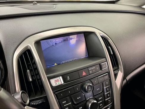 Used 2013 Buick Verano Leather FWD image 27