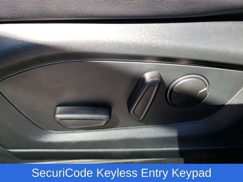 Used 2023 Ford Explorer XLT w/ Equipment Group 202A image 18