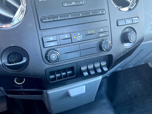 Used 2015 Ford F350 XL w/ Power Equipment Group image 17