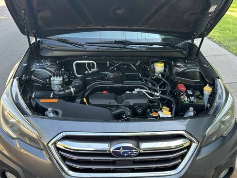Used 2018 Subaru Outback 2.5i Limited AWD/4WD image 60