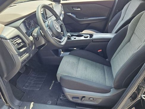 Used 2023 Nissan Rogue SV AWD/4WD image 17