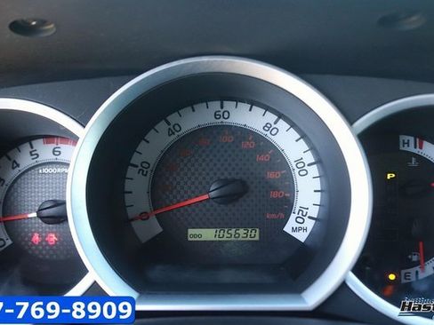 Used 2015 Toyota Tacoma TRD Pro image 16